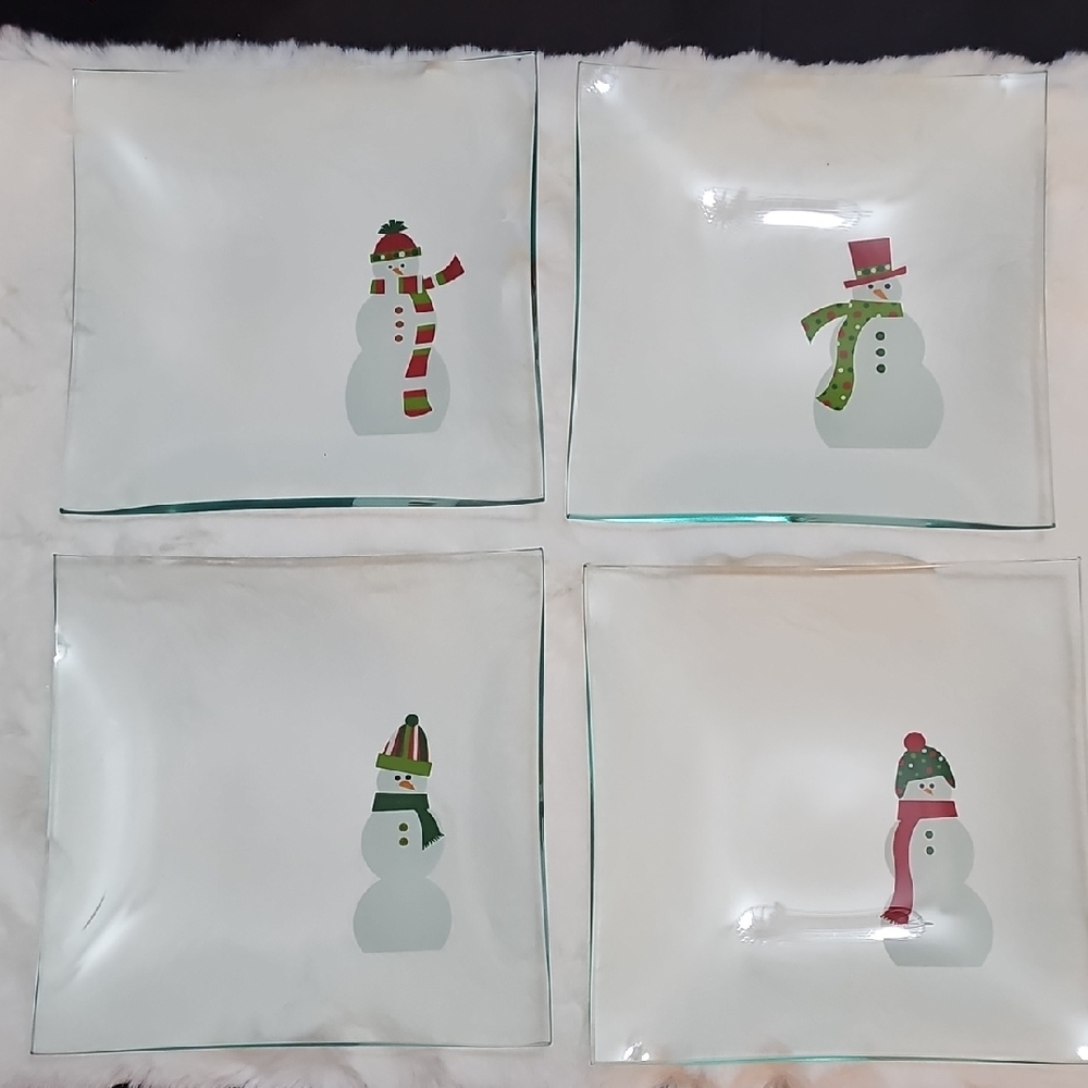 8 Pampered Chef Snowman Plates